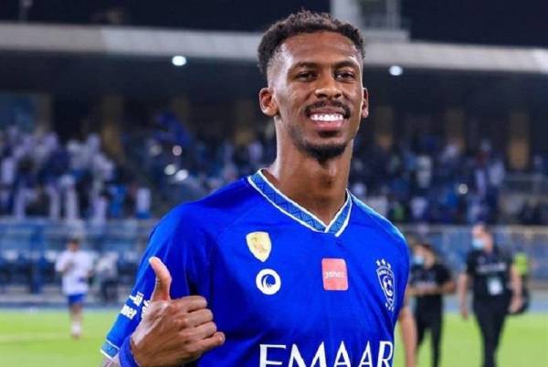 كنو يرفض عرض الهلال المغري ويتمسك بمطالبه المالية