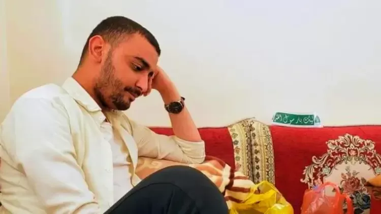 نقل الصحفي محمد المياحي لمعتقل جديد بعد قصف أمريكي